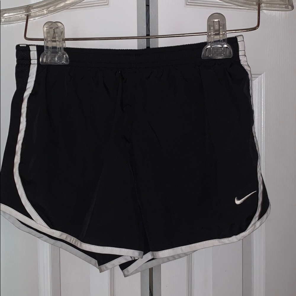 Girls Nike shorts size L